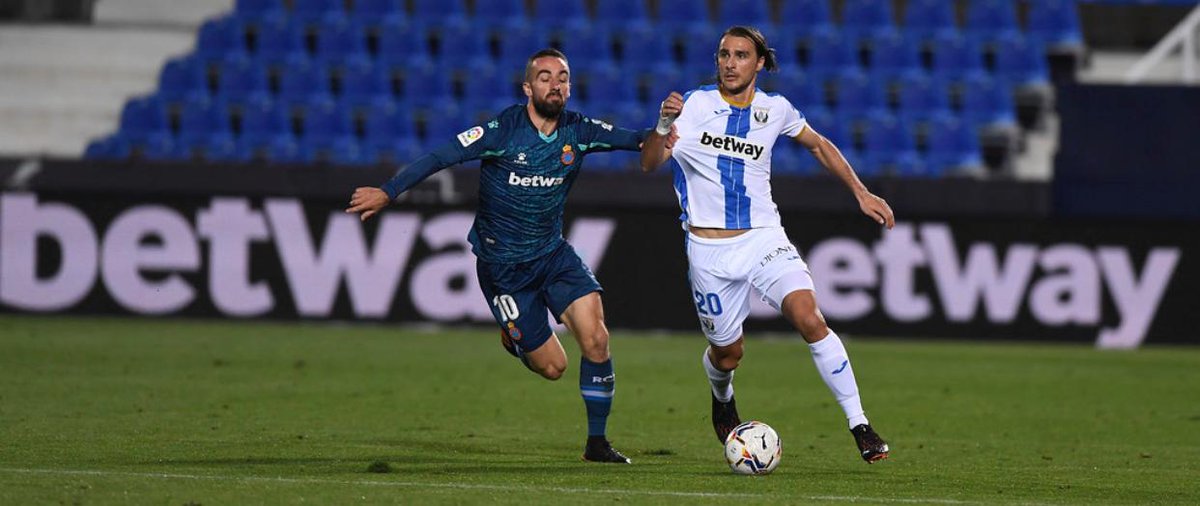 Victoria de equipo!! A disfrutar, descansar y recuperar que esto no para. Vamos a por más! @cdleganes 👊⚽