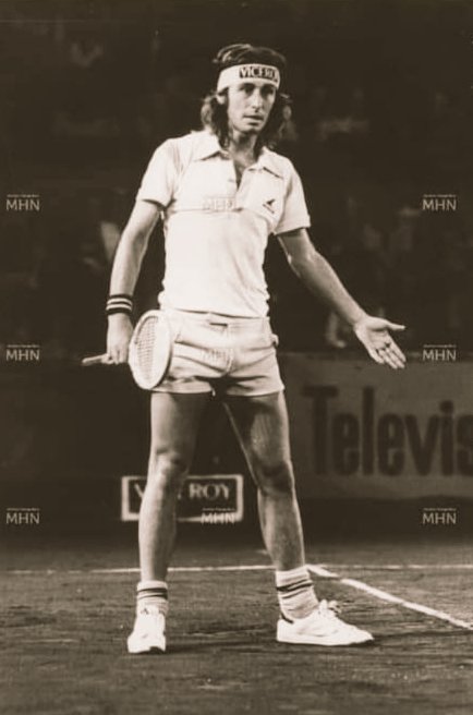 #tennis Hans Gildemeister quien jugo por el equipo chileno de Copa Davis de 1978 - 1989 - 1991 https://t.co/trpOJQbxMO