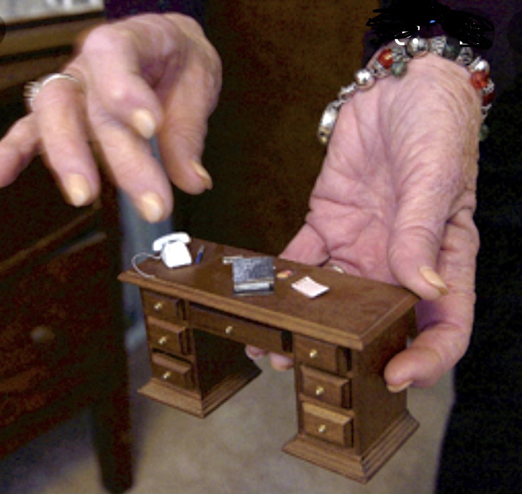 #tinydesk
It's all about the hand size