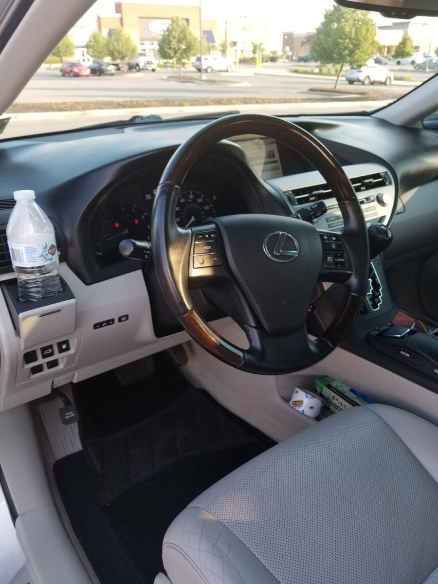 ldgcolt's tweet photo. Selling fast with style!
#ITKMovie
RT @CNwanbueze : Lexus Rx350 2010model
FullOption,Mouse. ForeignUsed
#7m net . Lagos
Pls kindly RT and patronize #CalebAutos.
Ronaldinho #BetwayPayday #DoYou https://t.co/ftLlMpQe9m