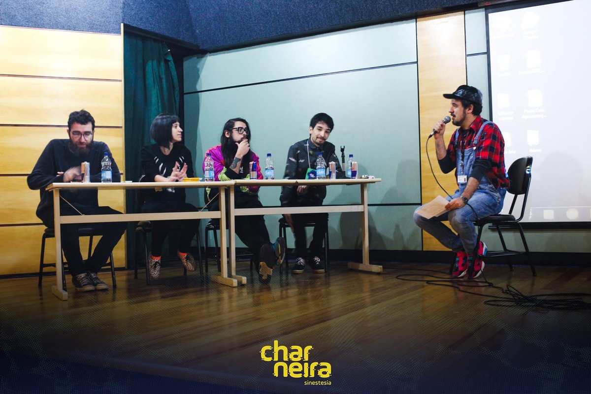 eitor com H tweet media