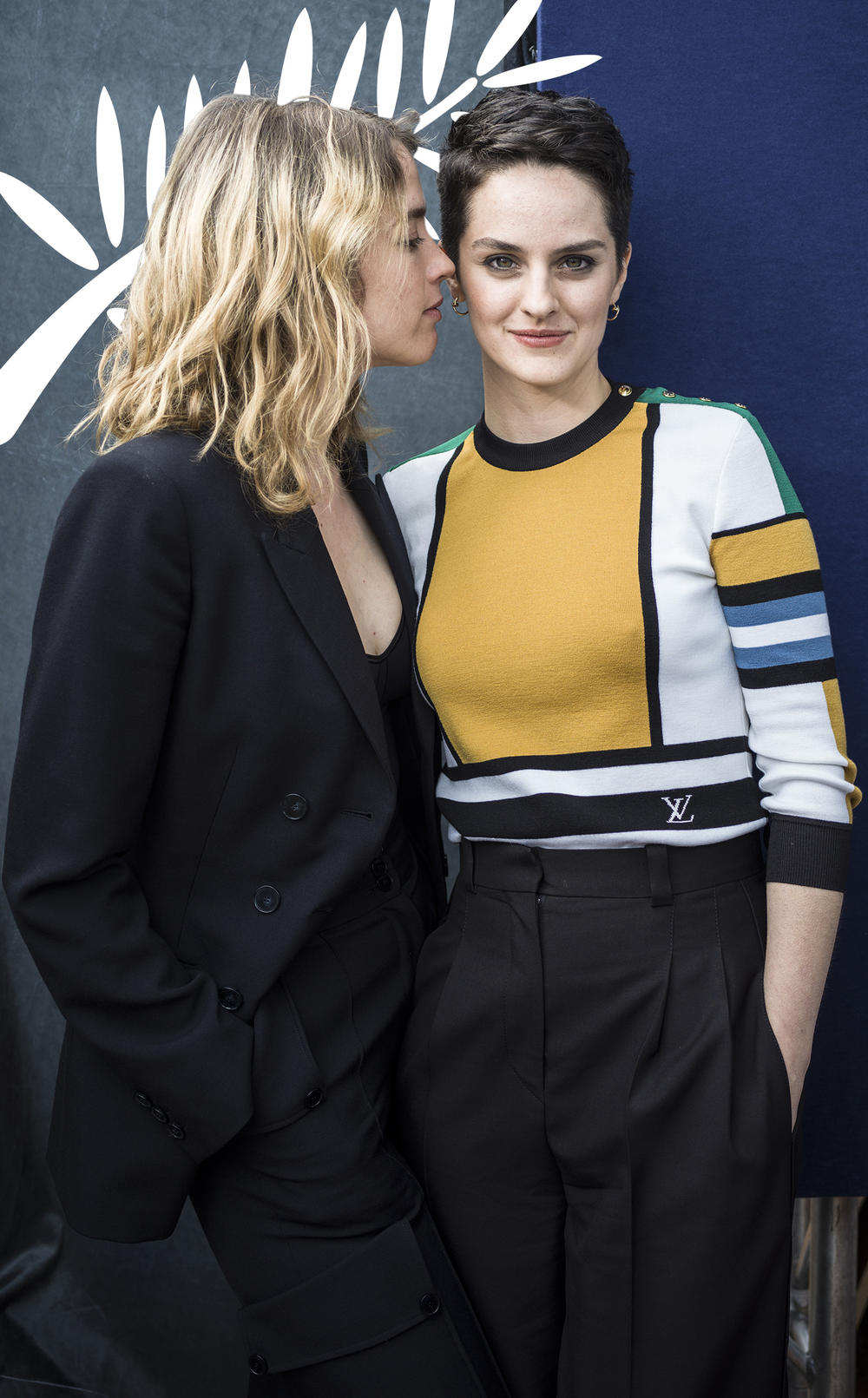 Noémie Merlant & Adèle Haenel on their scintillating relationship