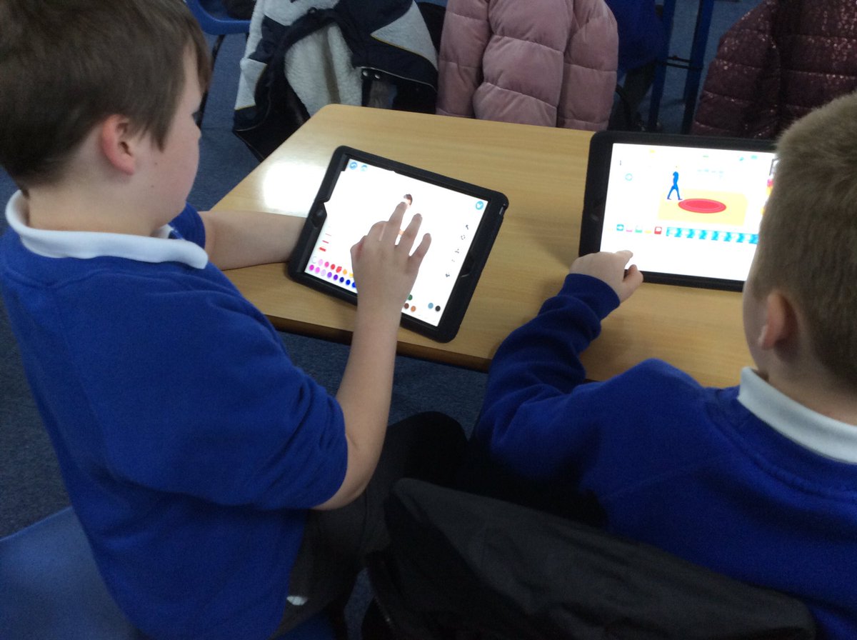 StMarysSchoolRC's tweet photo. Year 5 - Scratch. The children are enjoying creating their characters and adding special effects. #SmrcComputing #TheseusandtheMinotaur #Scratch https://t.co/XUtIERb7n6