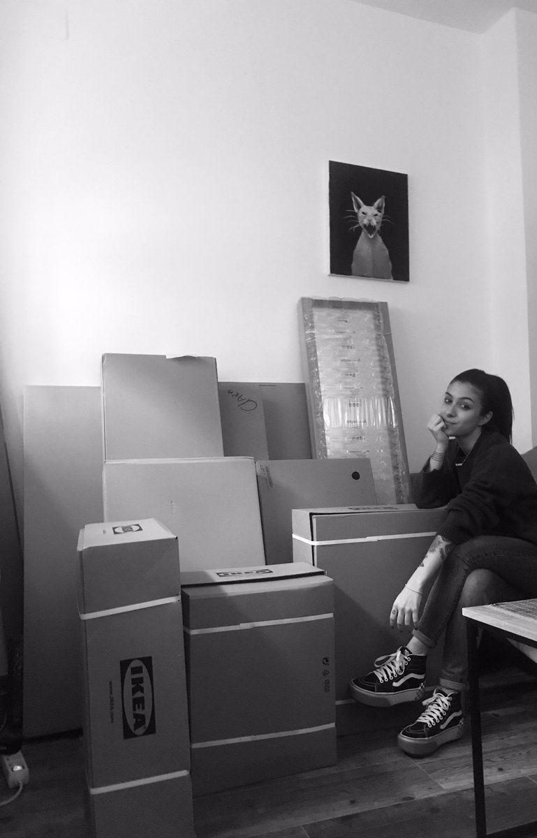 Juliamedinaf's tweet photo. Cumpliendo sueños y qué bonito vivirlos juntas🖤 ¡Dale mi mamba! https://t.co/7lrBBZrDwq