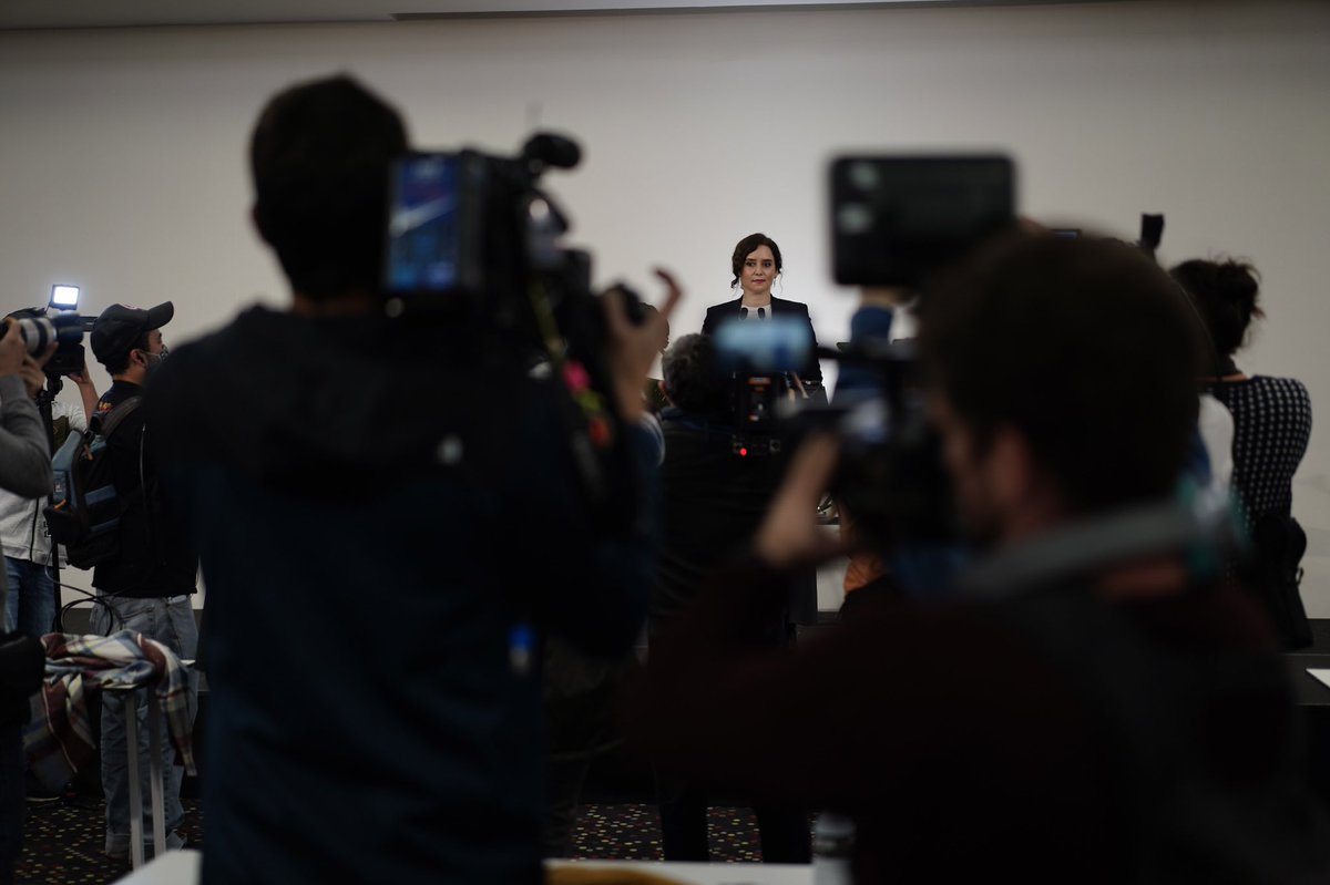 Isabel Díaz Ayuso (@idiazayuso) on Twitter photo Madrid es un paraíso, pero de libertad y respeto a los ciudadanos, algo contra lo que operan los independentistas con ayuda del Gobierno.
Quieren lo mismo para <a href="/ComunidadMadrid/">Comunidad de Madrid</a> y para Cataluña: lo peor.
Pero lo van a tener cada vez más difícil. Madrid es un paraíso, pero de libertad y respeto a los ciudadanos, algo contra lo que operan los independentistas con ayuda del Gobierno.
Quieren lo mismo para <a href="/ComunidadMadrid/">Comunidad de Madrid</a> y para Cataluña: lo peor.
Pero lo van a tener cada vez más difícil.