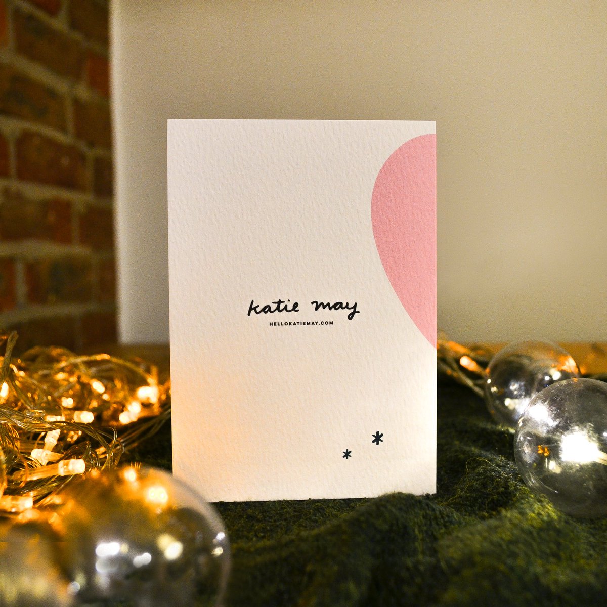 Katie May tweet media