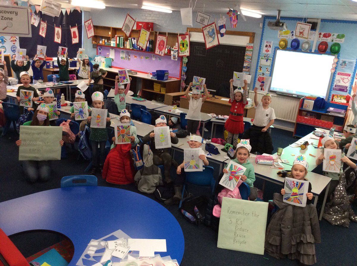 ArklestonSchool's tweet photo. We are working hard to learn different ways that we can protect our earth! Take a look at what we’ve been up to ♻️ @UNICEF @GretaThunberg #dayforchange https://t.co/8xEzUGQep2