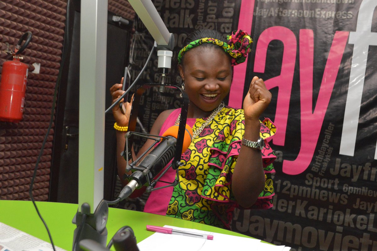 jayfmjos's tweet photo. It's showtime at the Apollos with @PedroOmobolaji (The Duke of Oratory) & the Happy Gang (@wordsdiva_agada)
Listen: https://t.co/t7Dx5dGOln
#FreakyFlyFriyaay https://t.co/L3sNl07FjQ