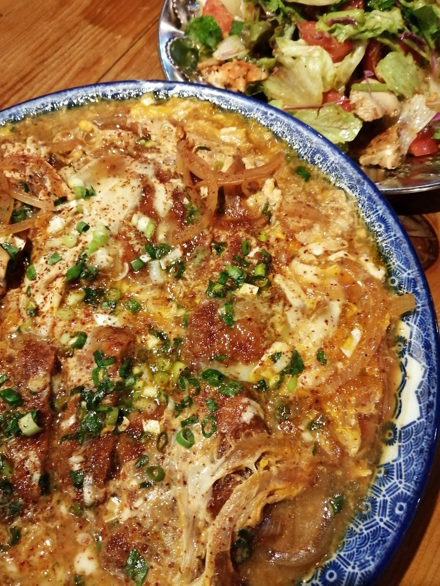 クルンテープ 宮崎 とんかつ卵とじ タンドリーチキンのフレーク入りサラダ わかめと絹ごし豆腐のお味噌汁 きゅうり酢の物みょうが入り しらす 今日とれたて を頂いたもの 今日のまかない なんて暖かい11月 クルンテープ 宮崎 とんかつ卵とじ タンドリーチキンのフレーク入りサラダ わかめと絹ごし豆腐のお味噌汁 きゅうり酢の物みょうが入り しらす 今日とれたて を頂いたもの 今日のまかない なんて暖かい11月