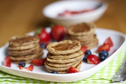 blenderworkshop's tweet photo. #Lunchtip Kwark Pannenkoek.
Door de kwark is de #pannenkoek lekker stevig.
Door de blender is het beslag luchtig en zonder klontjes.
Giet het vanuit de blender. Snel en gemakkelijk en enorm lekker.
#Fijnweekend alvast!
https://t.co/dPNlGj1RXs https://t.co/6tzghdjrcO