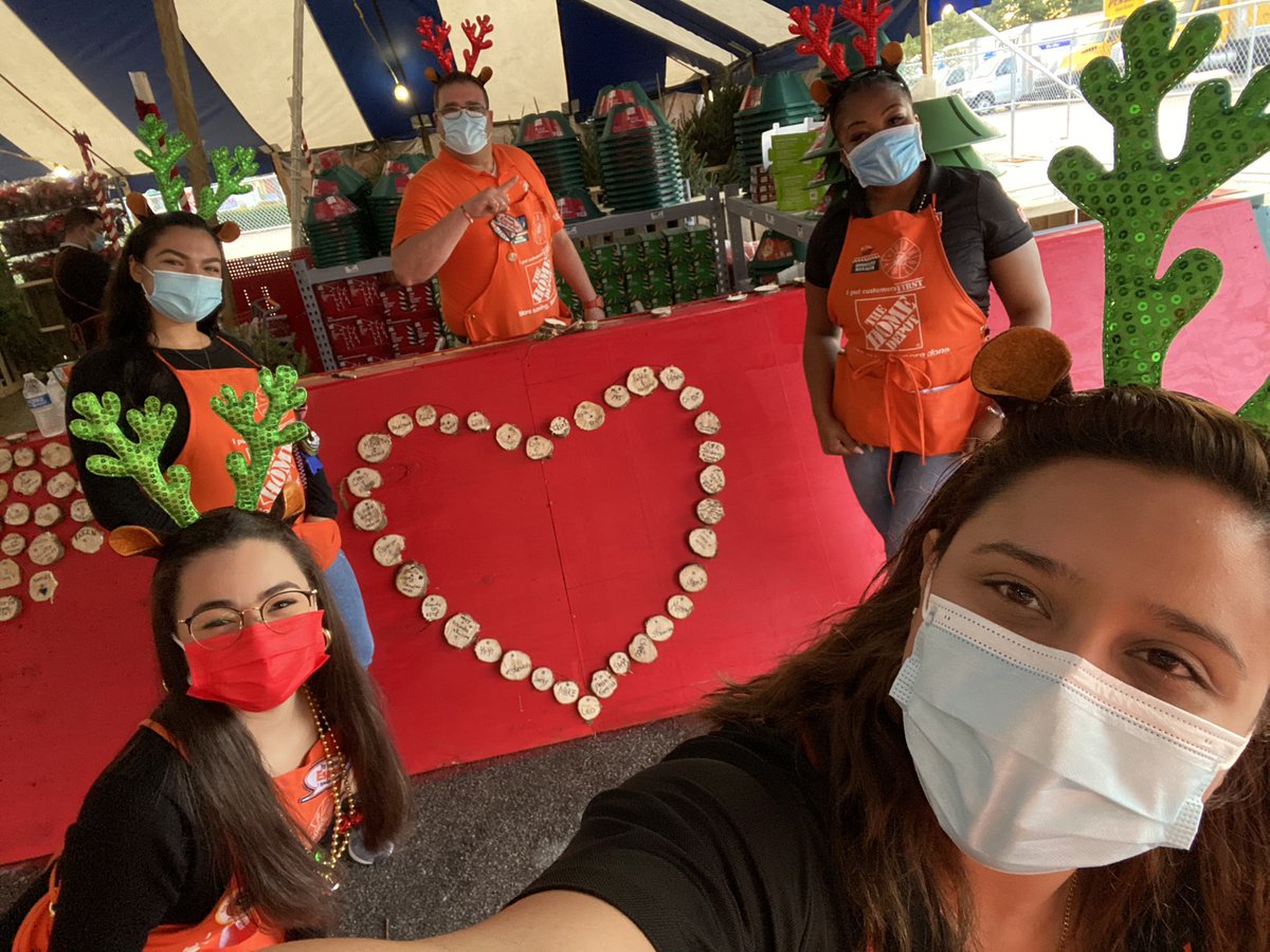 Caroline A tweet media