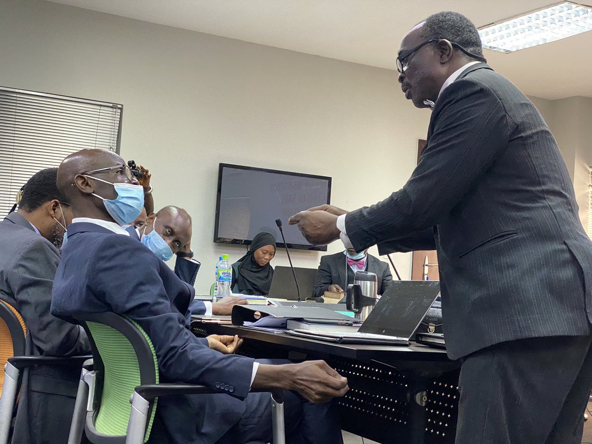 13:26 Spare a thought for LCC MD. While the lawyers are laughing away, he’s there like a sacrificial lamb. He knows Mr. O is coming hot for him. Meanwhile Mr. O and OwKK are back at it, arguing offline about what part of the video evidence should be shown.