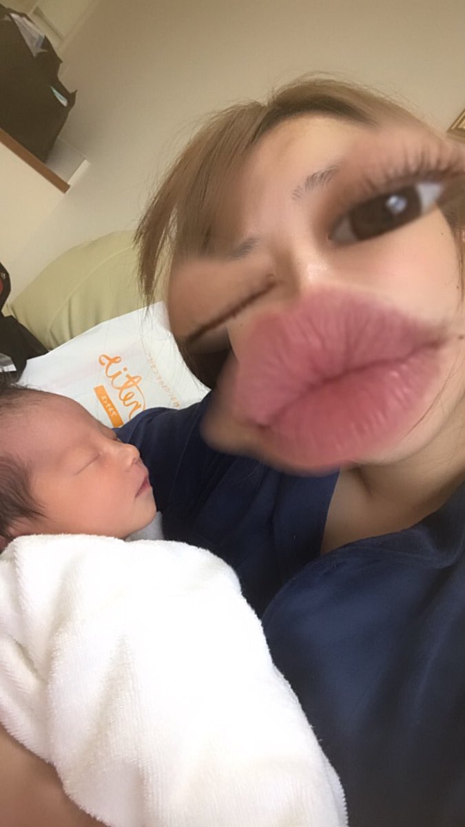 Bemybirdjd's tweet photo. 11/26 6:08 2902g babygirl が産まれたよ👼🏻🤍

完全なる龍太でした〜
2時間というスピード出産でした。
ほやほやマミーとしてこれからも頑張ります👶🏻 https://t.co/MPoGcSto3O