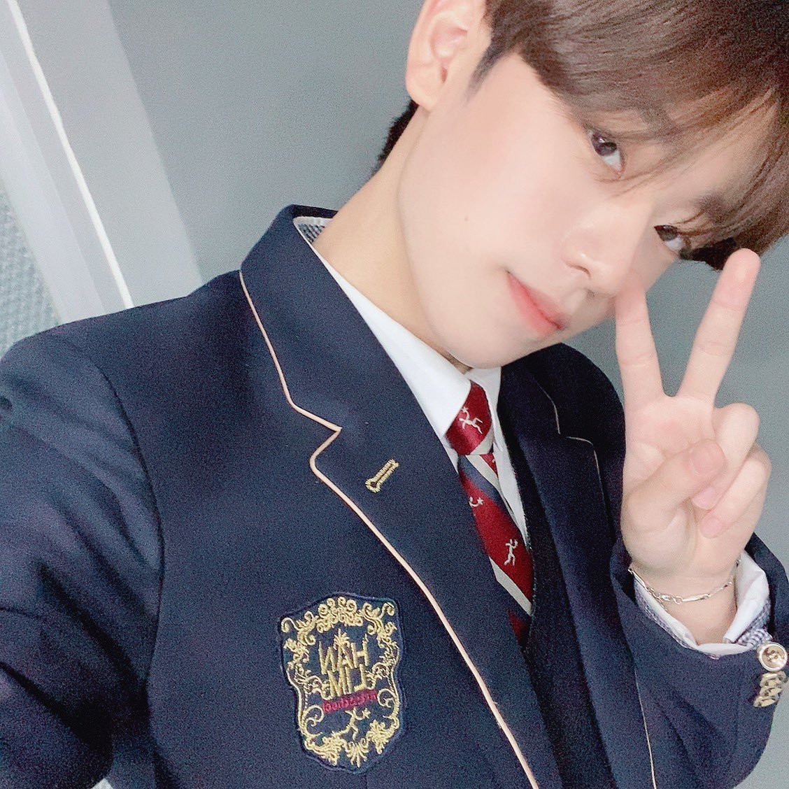 [#금동현]
금랑단과 함께한 등굣길 첫째날~~
둘째날도 기대 많이 해주세요😘

#KEUMDONGHYUN #Vlog