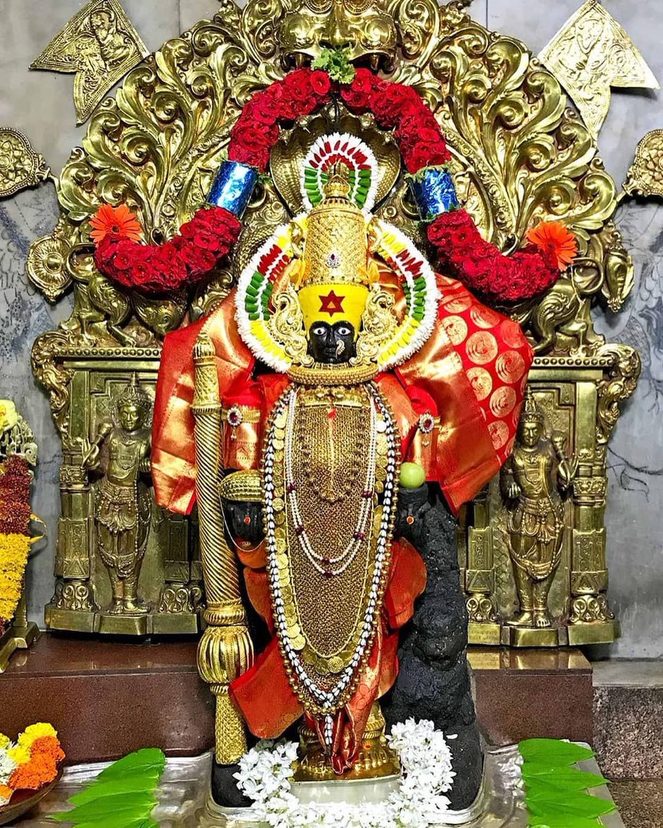 bhaktisarovar's tweet photo. महालक्ष्मी माता जी, कोल्हापुर, महाराष्ट् 🙏
#maharashtra #mahalaxmi #laxmitemple https://t.co/n4mcFBey2r