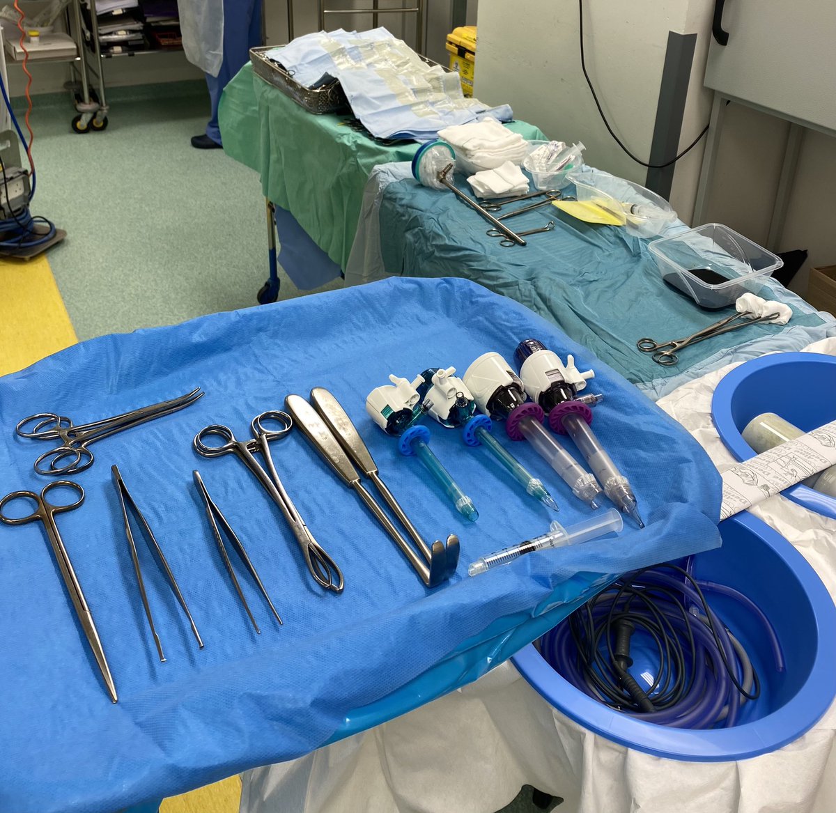 Order and tidiness in surgery gives me happy feeling. I’m convinced that chaos around you can lead to chaos in operating field. #keepitneat #SurgEd