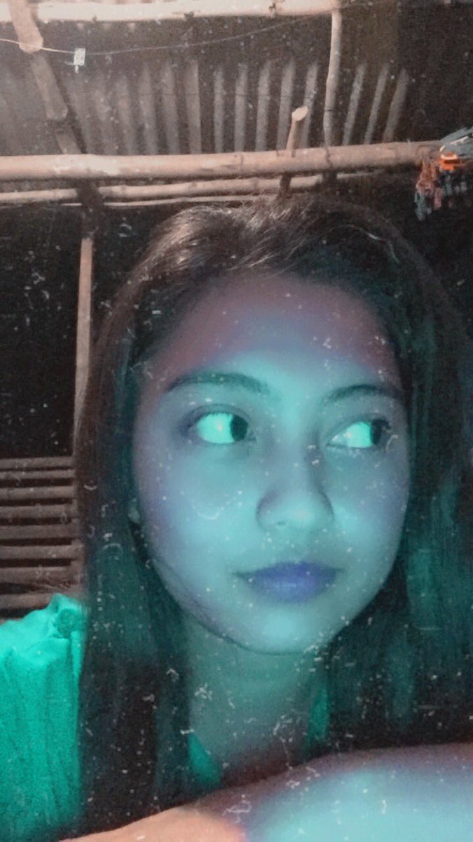 KPLgorl's tweet photo. Them: Hulog ka ng langit. 
Me: Ah ALIEN 🙄 https://t.co/QZyikhVnZw