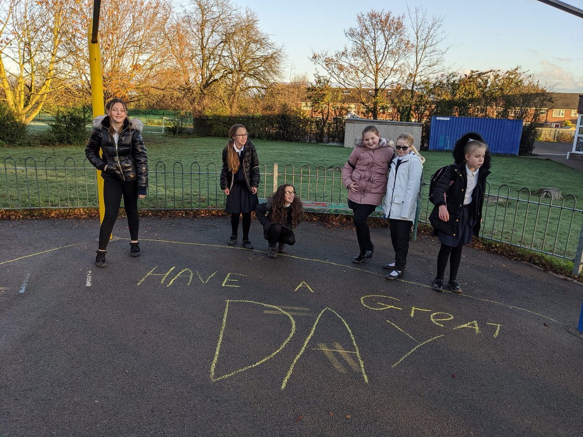 SpringCottagePS's tweet image. #SpringCottage6Tu started the morning with writing a number of positive messages around the school site. We wanted to spread joy and positivity around the school. The other children came out to find these at playtime 😊🙌 #Positivity #KindnessIsInfectious