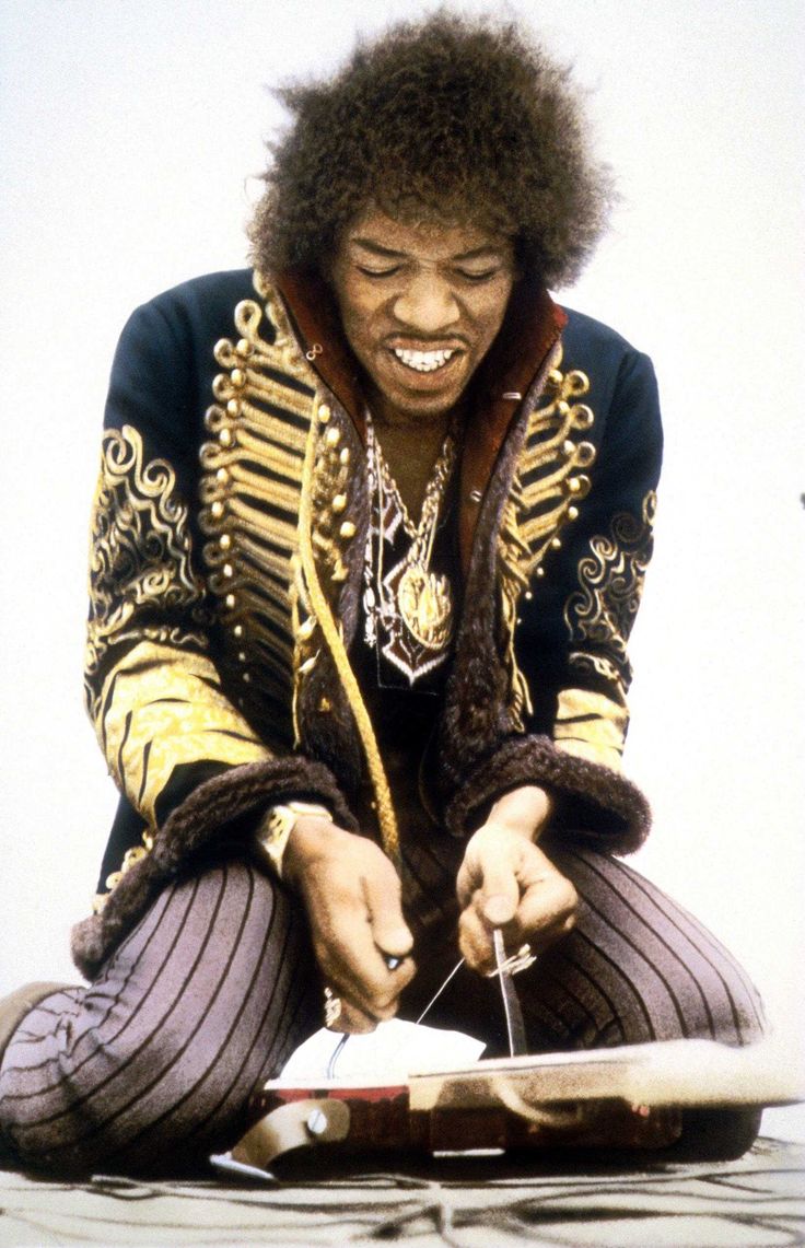 BoredWeb3's tweet image. On this day in 1942, Jimi Hendrix was born in Seattle, Washington.
