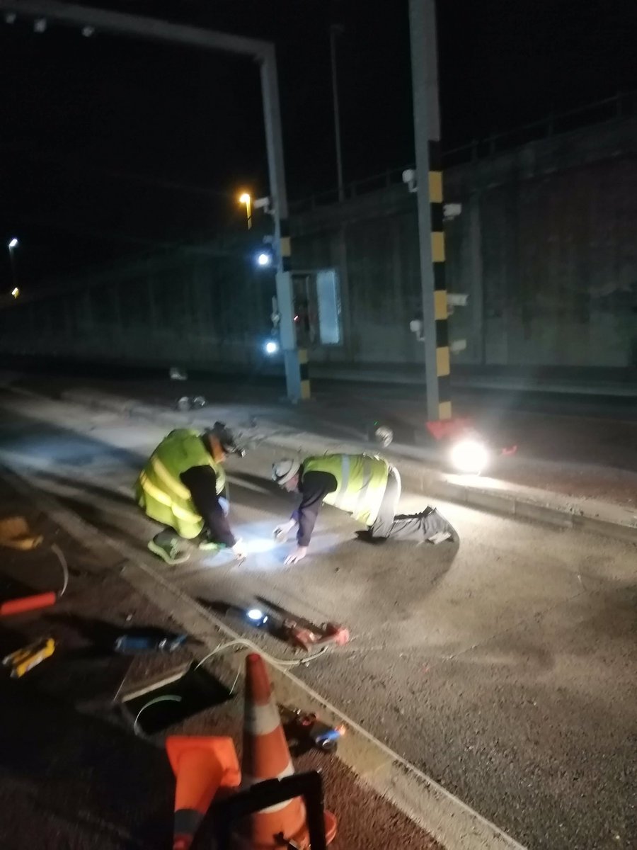 Menos mal que no nos pilló la #dana  #trabajo #working #puertodevalencia #finished #happyweekend #vigartel #valencia