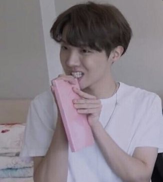 𝗠𝗶𝗻𝗶 𝗕𝘂𝘁𝘁𝗲𝗿⁷🥞 tweet media