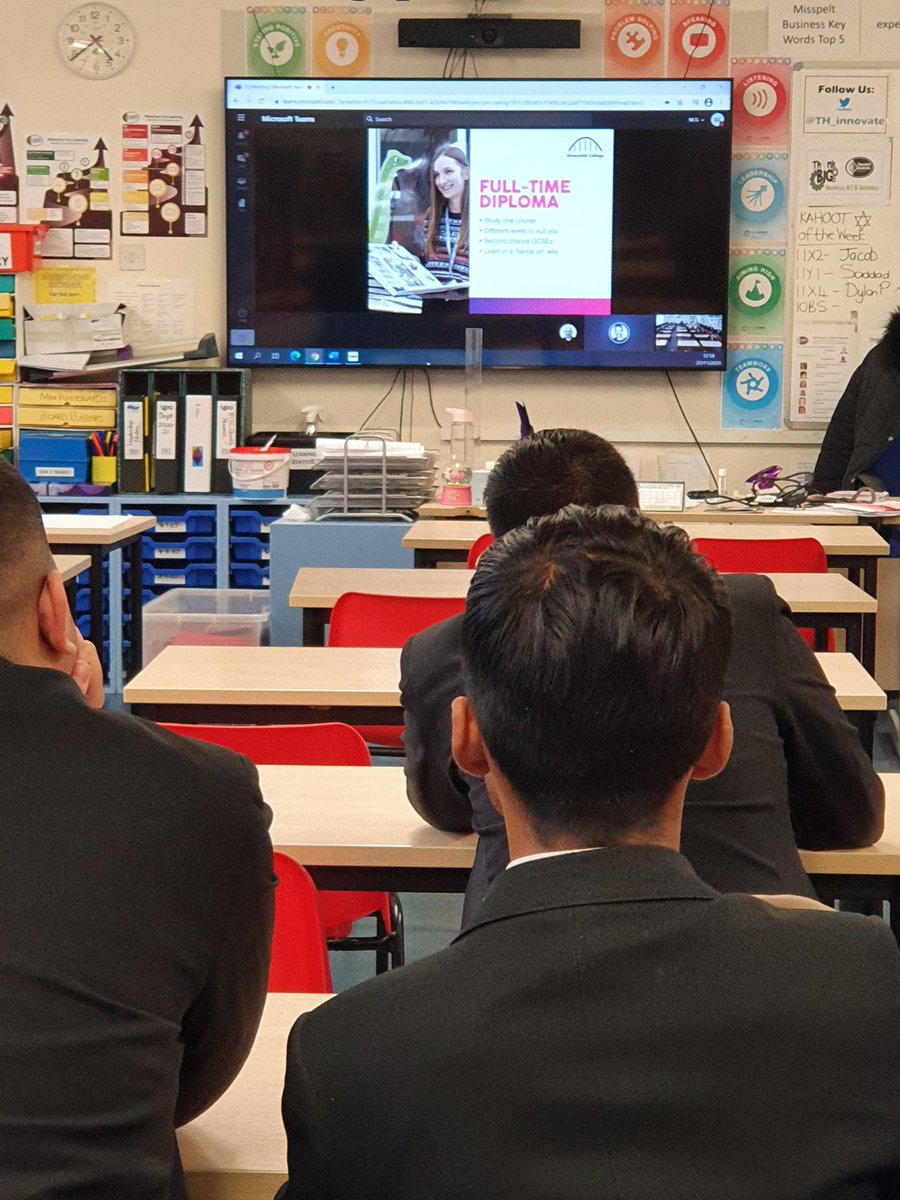 EarnToLiveThor1's tweet photo. Great virtual lesson this morning for Year 11 delivered by @NCLChrisB finding out more about opportunities to study post-16 at @NCLCollege @EarnToLiveThor1 @thornhill_uk https://t.co/JhW28TDEcu