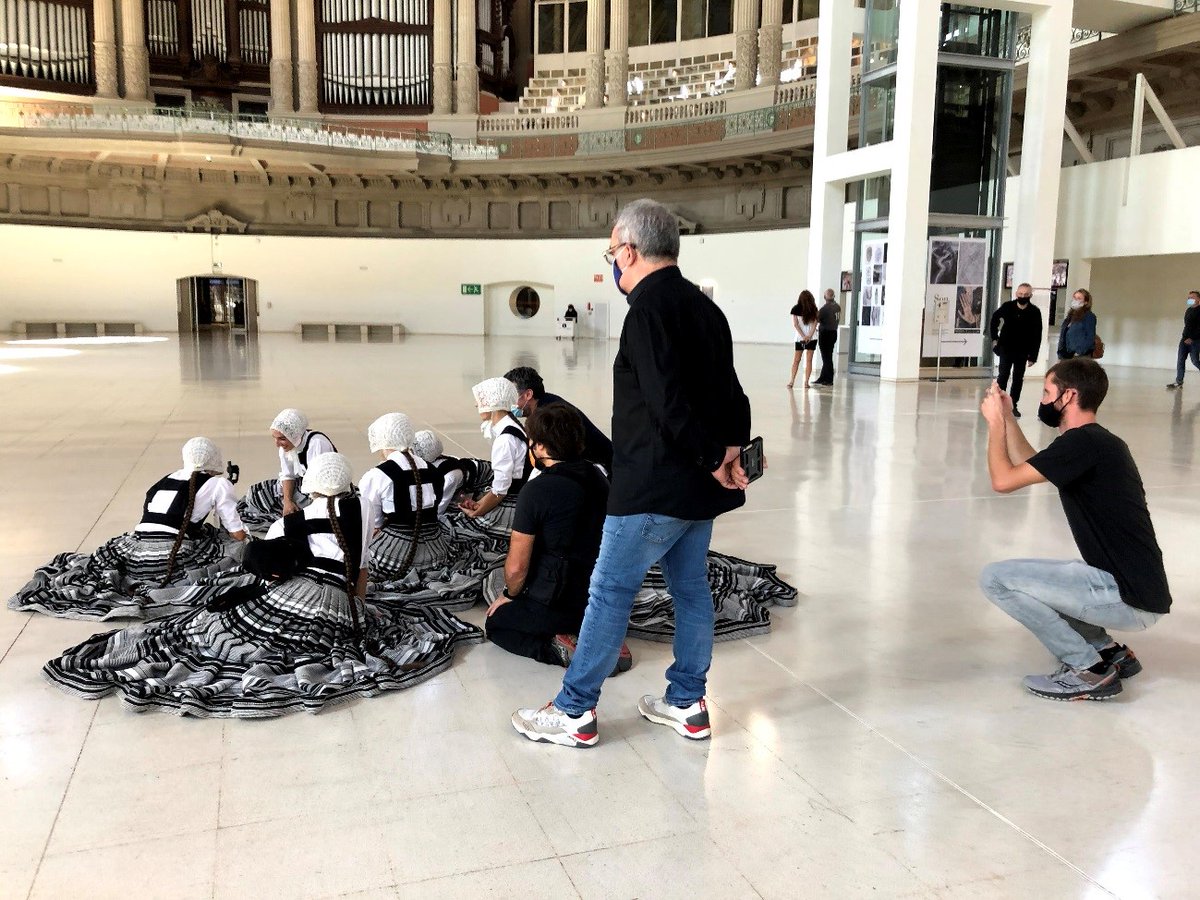 3CatCorporatiu's tweet photo. Aquest dissabte, darrere del @FAQSTV3, el @MuseuNac_Cat com mai l'has vist. 
Una visita al museu, especial i sorprenent, enregistrada per un equip de @tv3cat durant l'última setmana de setembre  #amblacultura 

➡️ https://t.co/l5WMtSCSoc https://t.co/jcVSy1bbRN