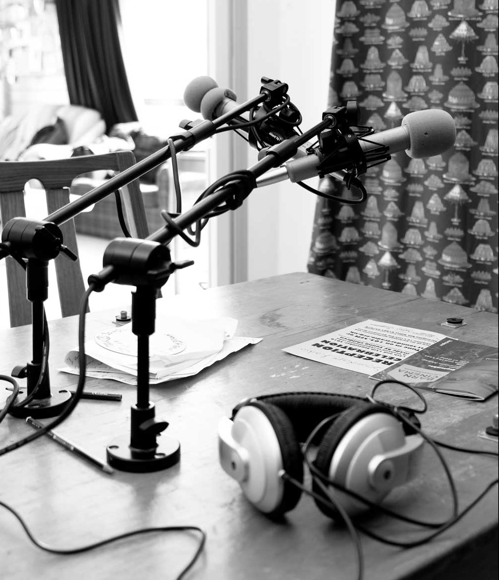 We're taking to the airwaves with  #FuturesonAira new collaboration between  #communityradio stations  @SoundartRadio,  @rsabofficial  @bathradio,  @phonicfm  @devonstream and researchers creating brand new radio programmes. Full schedule....  https://futures2020.co.uk/events/futures-on-air/