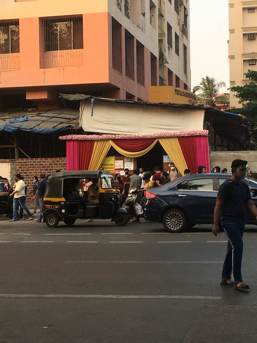JashVyas5's tweet photo. #ICAI_DENIES_SAFETY #icaiexams 
@Biswas_R_ 
Centre in mumbai sai lee. 
Today CA FINAL paper as well as marriage was going on. Just wanted to know is it safe?
Same gate is also utilised for marriage event and as well as CA students https://t.co/UNAu72QEoV