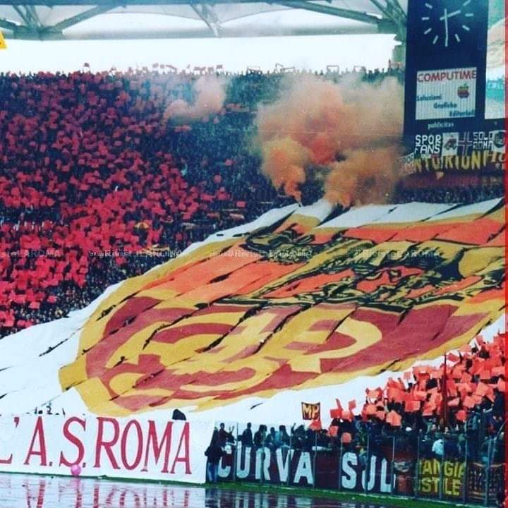 FGiallorossi's tweet photo. Balbo Cappioli Fonseca 🟧🟥🐺
#cucsroma #ur77 #cucs #ultraroma #commandoultracurvasud #mazzone #balbo #cappioli #fonseca https://t.co/ddEXWUhGFZ
