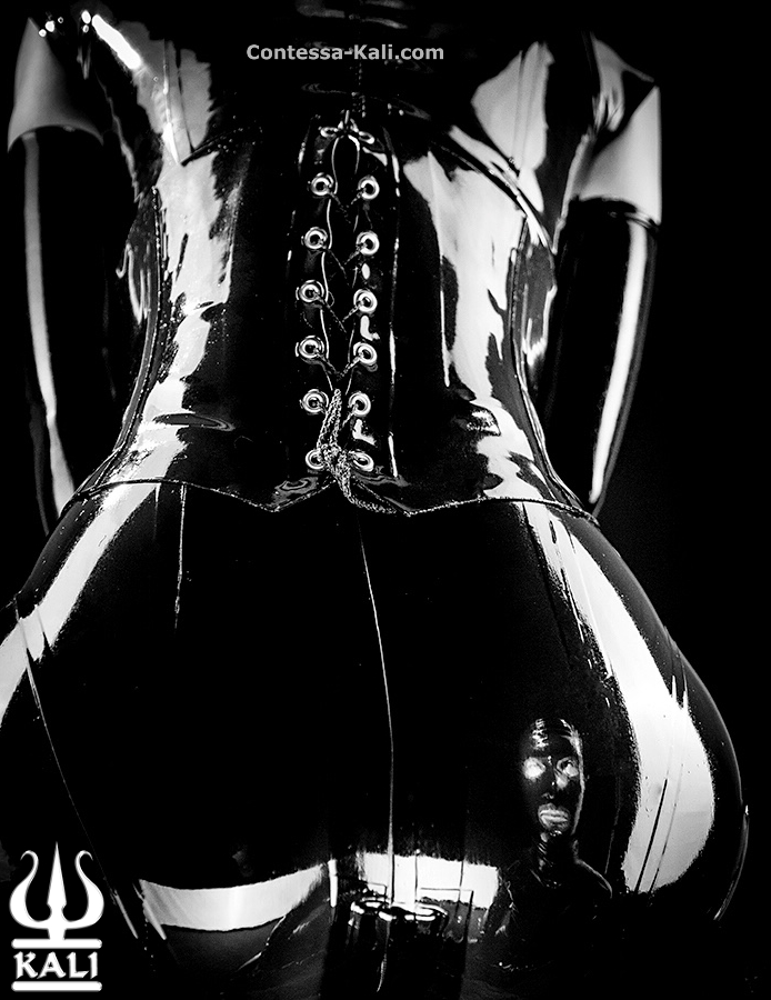 Black Friday? For the ass… 🤷‍♀️ Soon you can save money at the SHINY WEEK by <a href="/kali_latex/">KALIVERSUM</a> and look forward to exciting news.

Black Friday? Für’n Arsch… 🤷‍♀️ Bald kannst du bei der SHINY WEEK von <a href="/kali_latex/">KALIVERSUM</a> richtig Geld sparen und dich auf aufregende Neuigkeiten freuen.