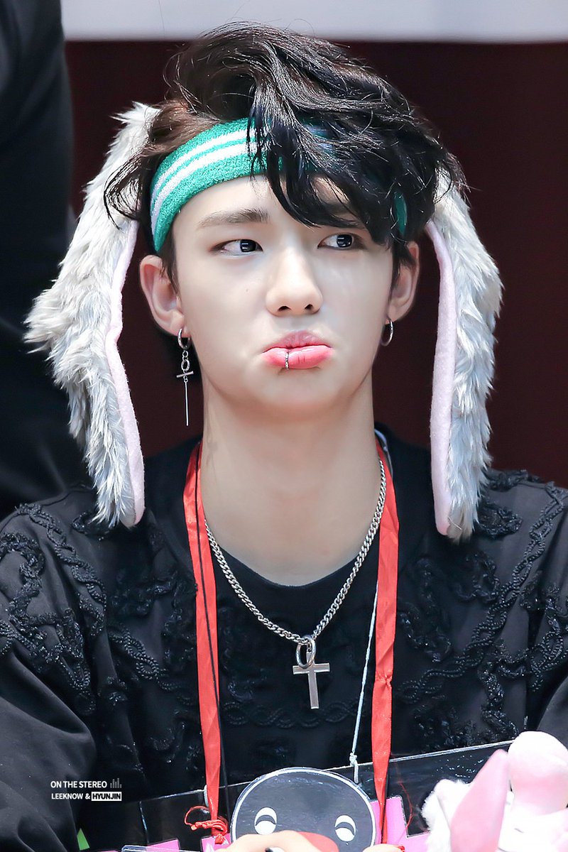 stereo9800's tweet photo. 180826 #스트레이키즈 #현진 https://t.co/o1N1W5OnBX