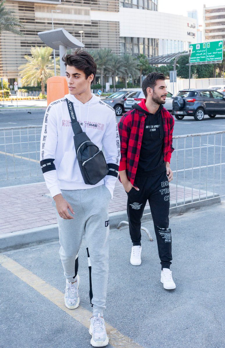 maxfashionMENA's tweet image. Winter in style! 🟠
#MaxMen #reallyreallywant #whitewednesdaysale