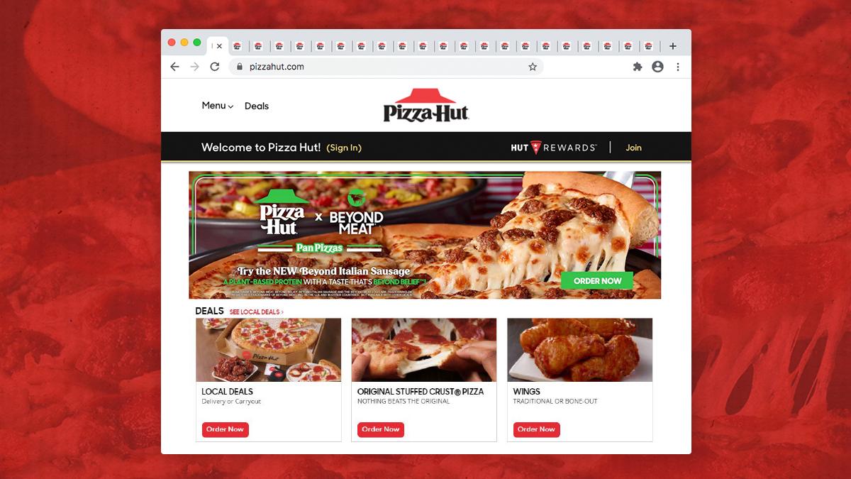 pizzahut's tweet image. Got a ton of tabs open for #BlackFriday? Set one to bit.ly/3l9wBRH. You&apos;ll need some #PizzaPower to nab all those deals. 🍕😉