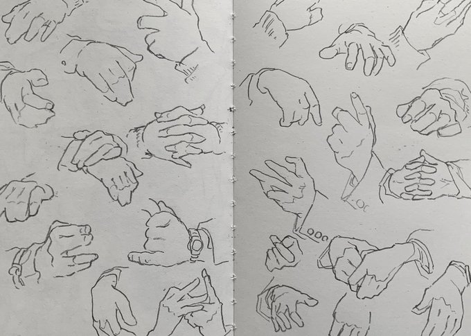 電車で描いてる 