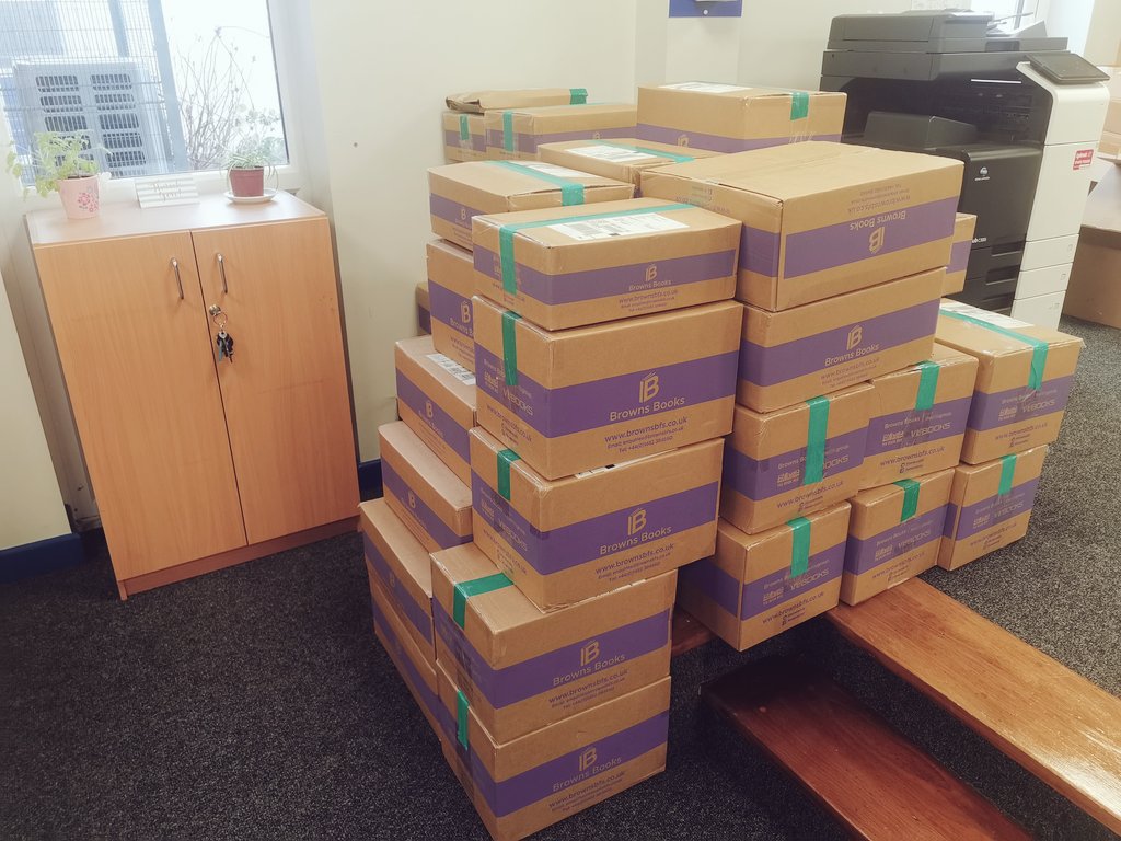 LibraryCans's tweet photo. The new Library books have started to arrive 📚📖🤩 waiting for all of the boxes to be delivered then the Senior Librarians and I can start the huge task of unpacking, processing and getting the books on the shelves! 🙌🏻 #feelingexited @Cansfield1 https://t.co/HMO5cO2B9b