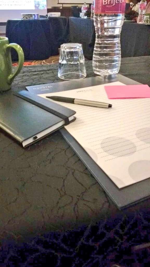 em_basu's tweet image. Last year this day in Mumbai for a workshop, the world changed like never before few months hence, retaining positivity with the pandemic in its ninth month with a drastic change in lifestyle isn't easy, but still looking forward to returning to #oldnormal sooner than later.