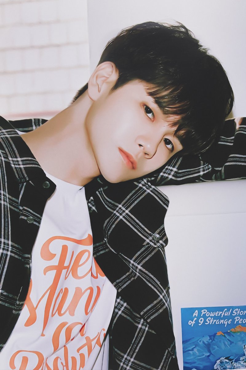 Auglow825's tweet photo. 위로 2기 KIT
#옹성우 #OngSeongWu https://t.co/8TvwyWGhXB