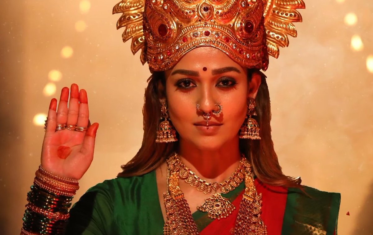 Thalaiviii Nayanthara as Goddess Mookuthi Amman!  ~ A Thread  #LadySuperstar  #Nayanthara