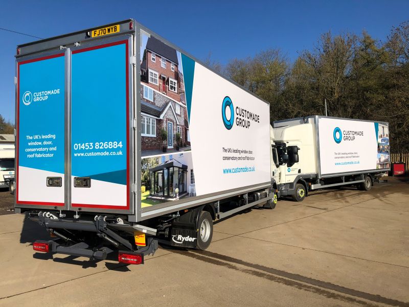 CustomadeGroup's tweet photo. Record week - 4998 frames in the week - huge effort last week from the Polyframe Norwich team. Thanks guys - that was a big weekend! #customade #polyframe #rehau #PVCuwindows https://t.co/C9dodqaI88