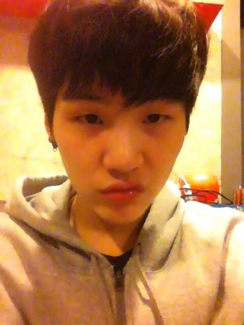 ++stating that it was different from anything he had ever heard before. After hearing "Fly" By Epik High, he decided to become a rapper. By age 13, he began to write music lyrics and learned about MIDI. He worked a part-time job at a record studio by age 17. ++