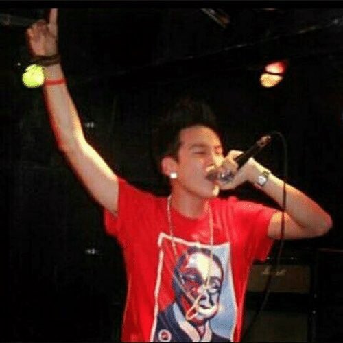 From then on, he began composing and arranging music, rapping, and performing. Before being signed, he was active under the name 'Gloss' (english translation for 'Yoongi')as an underground rapper under Daegu Town. ++