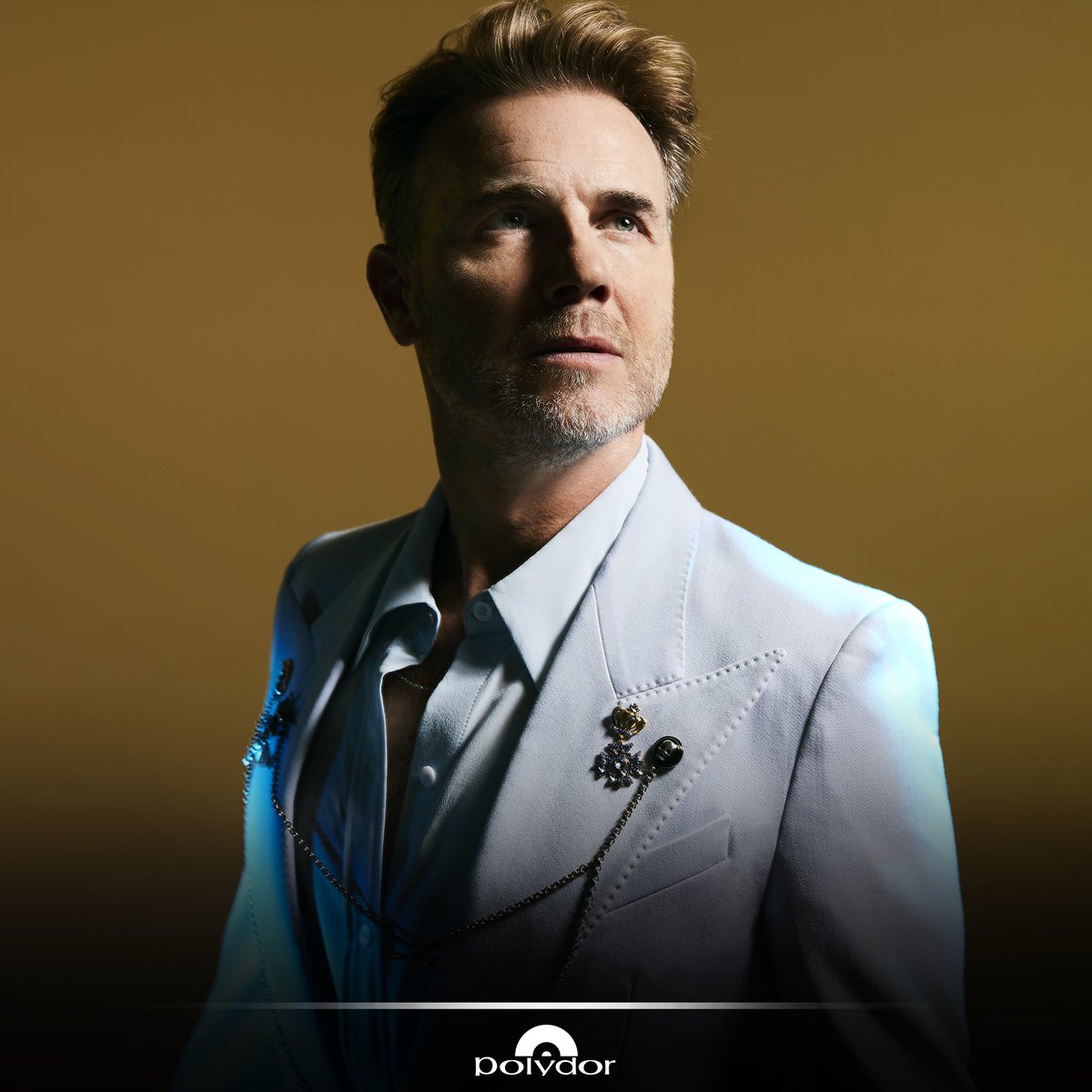 Finalmente fuori il nuovo album di @officialgarybarlow #MusicPlayedByHumans 😍🎹

#garybarlow #nmf #newmusicfriday