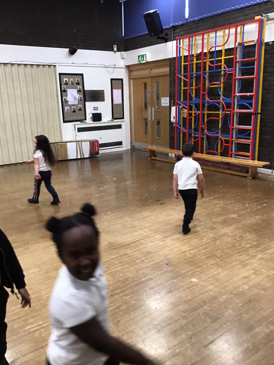 BartonMossCPS's tweet image. Today in PE, Reception were learning how to travel in different ways, moving to a space without bumping into other children. @mrsunsworth35 #eyfsphysicaldevelopment