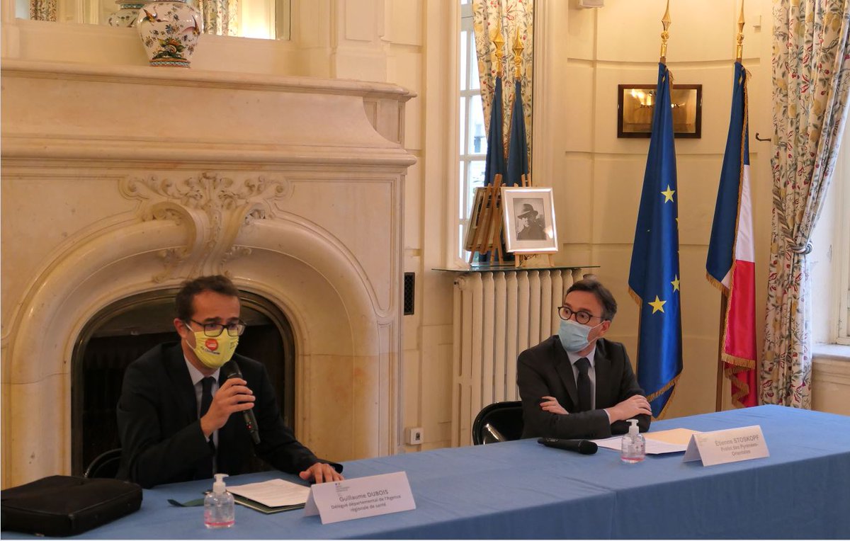 #COVID 19
Afin de répondre aux interrogations sur les nouvelles mesures qui s'appliqueront au cours des semaines à venir, Etienne STOSKOPF, préfet des Pyrénées-Orientales, en présence de Guillaume DUBOIS, délégué départemental de l'ARS a tenu ce matin une conférence de presse. https://t.co/j09UTvz3br