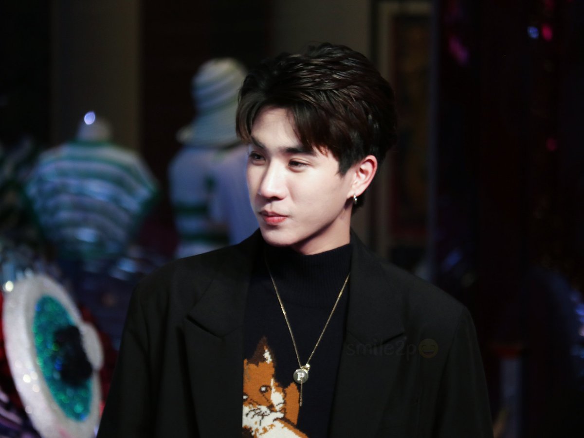s_tudtu's tweet photo. "รู้ไหมครับ ผมเพิ่ง 19" 
#KDPPE
#perthtanapon 
#EMWINTERWONDERLANDXPERTH https://t.co/PJWVasZUGt