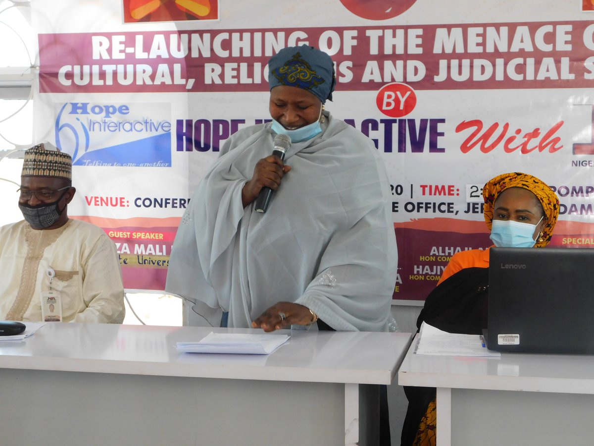 h_interactive1's tweet photo. @h_interactive1 in collaboration NTA Damaturu commemorated the Int'l Day for the Elimination of Violence Against Women: to chart ways and create safe and stable spaces for Women to curb the menace of Violence Against Women in Damaturu, Yobe State Nigeria. https://t.co/FVLXnc5INu