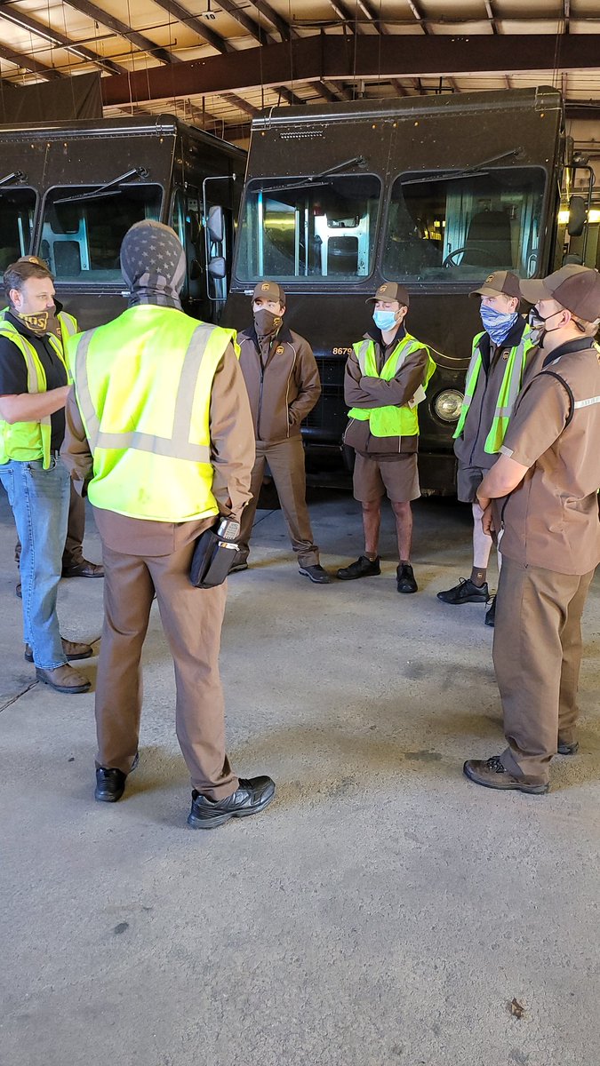 MahaffeyJim's tweet photo. Anderson SC On-Road David Scott coaching up the less than 1yr driver group on this Black Friday https://t.co/bRbPloAQWm