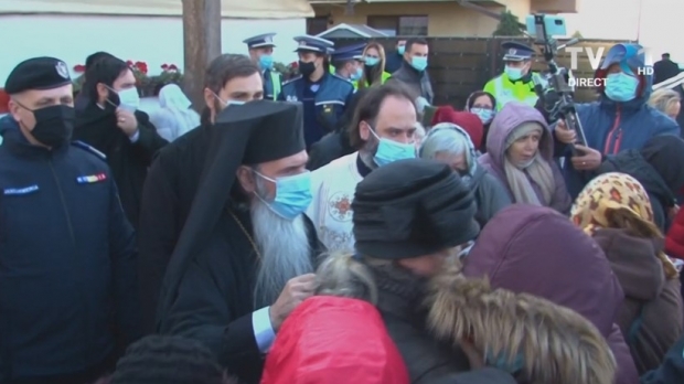 Tribunalul Constanţa a respins cererea Arhiepiscopiei Tomisului pentru o ordonanţă preşedinţială privind pelerinajul de Sfântul Andrei https://t.co/z69m4l4BeF https://t.co/RibBU2ZRZw