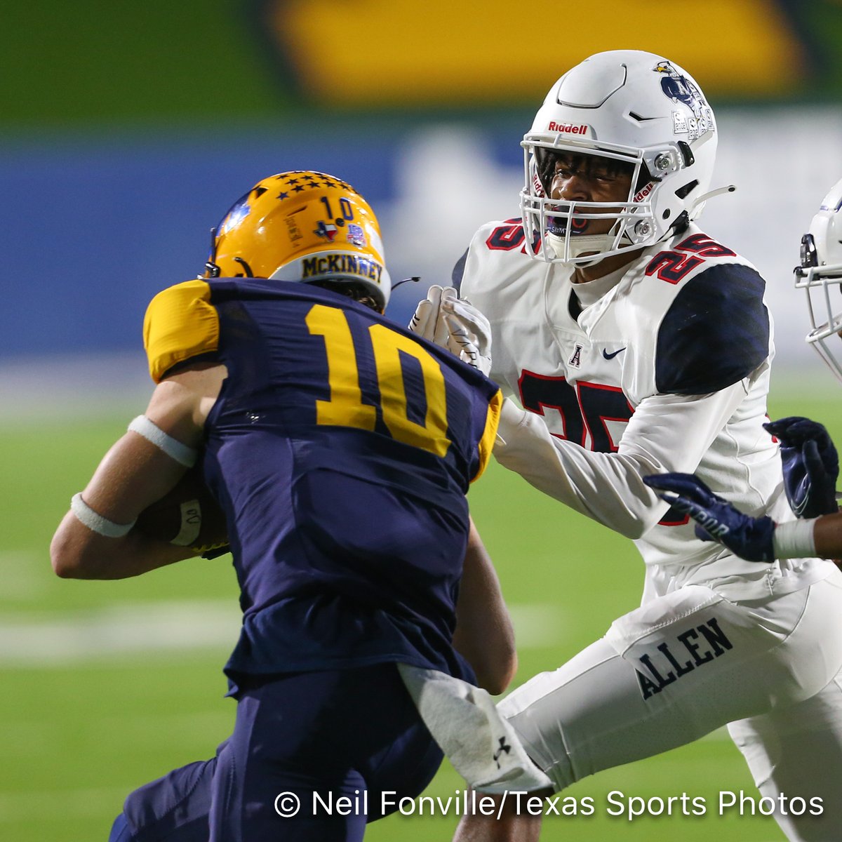 TXSportsPhotos's tweet photo. GAMEDAY: @alleneaglesfb Up this afternoon is Prosper 2pm Eagle Stadium. Eagles vs Eagles. By nature Eagles are very territorial. Our Defense will protect our nest. 1-0 today. Let's Sko!!! @CoachGambill @d1eg0_av1la @XanderGreen10 Justin Washington @coachcoryc https://t.co/Qa3fBMepAq